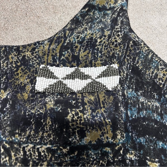 Vena Cava 100% Silk Tank Top Abstract Beaded Pocket Lightweight Size 6 - Picture 2 of 7